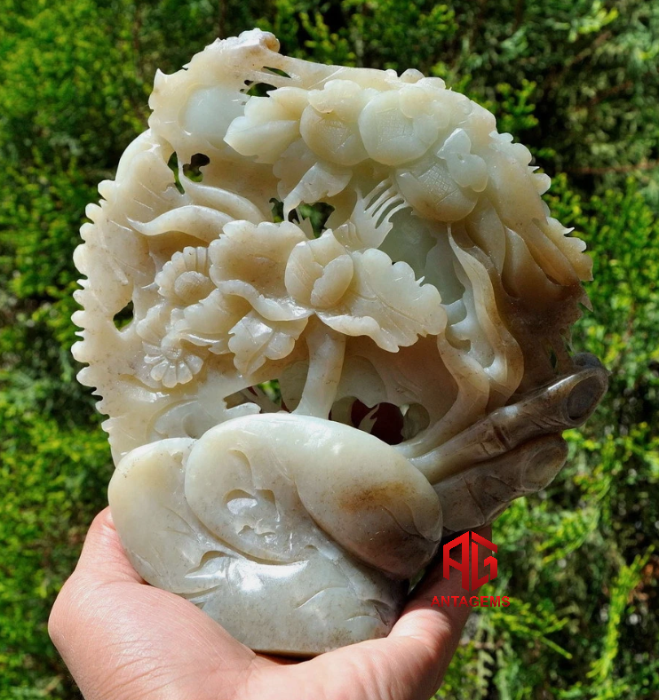 Tác Phẩm Hoa Mẫu Đơn Ngọc Bích 1.05kg - Ảnh 3